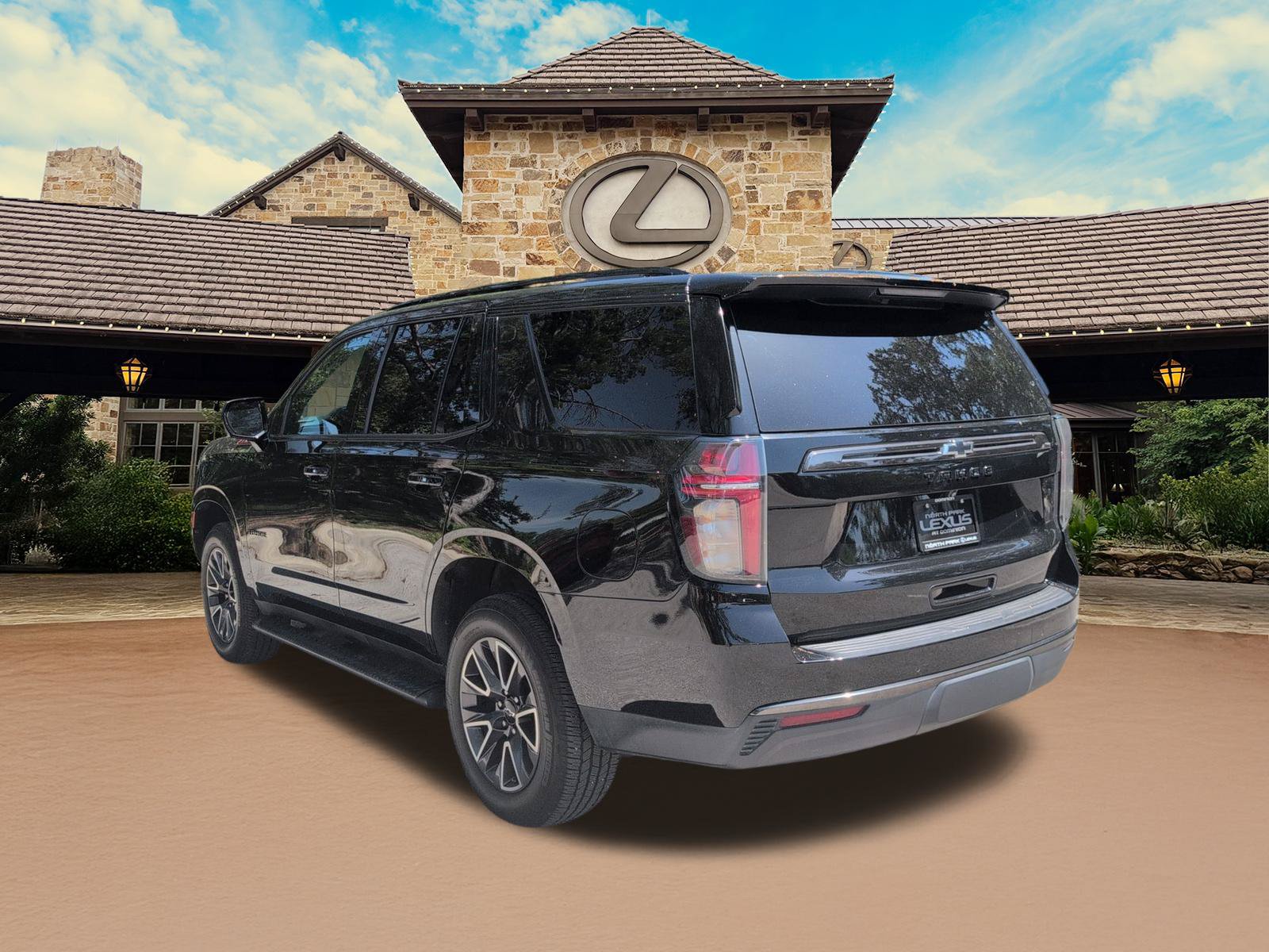 Used 2021 Chevrolet Tahoe Z71 w/ Rear Media and Nav Package AWD/4WD image 3