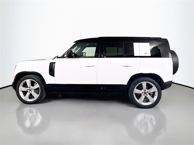 Certified 2023 Land Rover Defender 110 X-Dynamic SE image 8