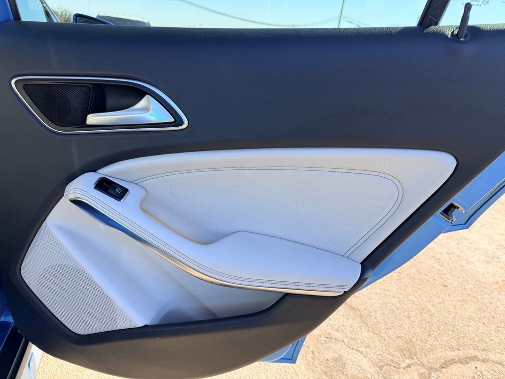 Used 2017 Mercedes-Benz GLA 250 4MATIC image 23