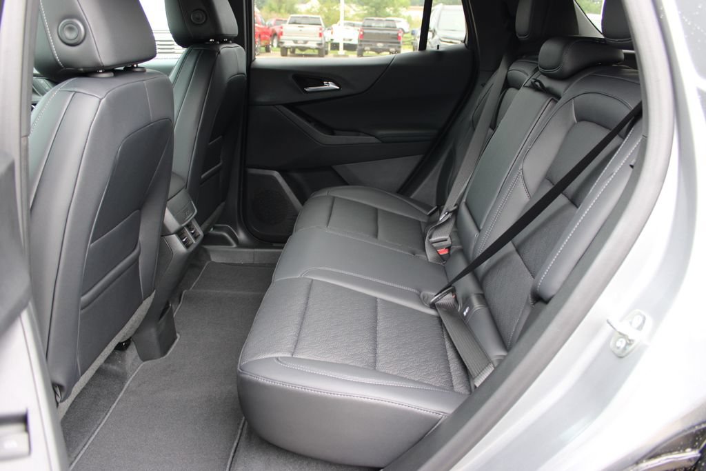 New 2027 Chevrolet Equinox LT w/ Convenience Package II AWD/4WD image 35
