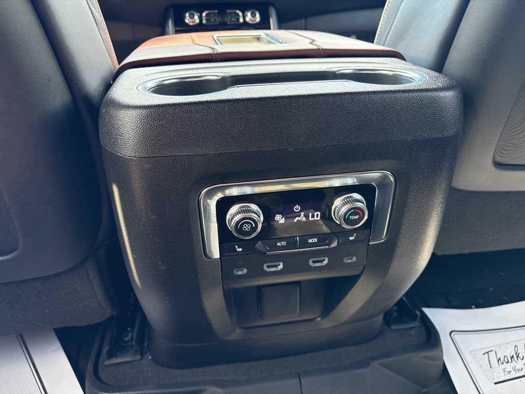 Used 2023 GMC Yukon Denali Ultimate w/ LPO, Floor Liner Package AWD/4WD image 31