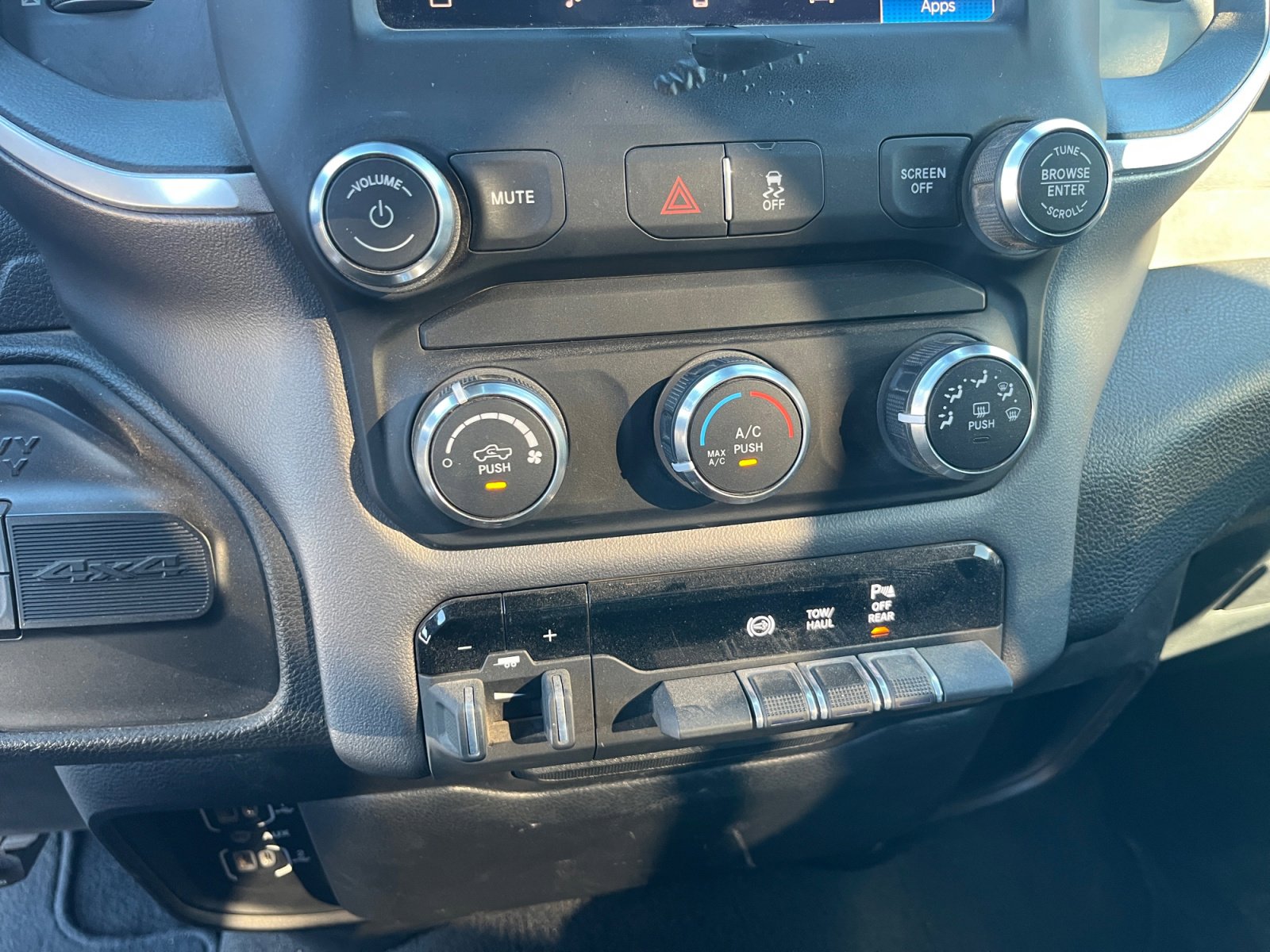 Used 2022 RAM 2500 Big Horn image 31