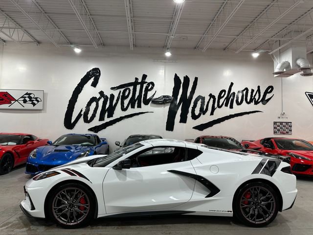 Used 2024 Chevrolet Corvette Stingray Preferred Cpe w/ Z51 Performance Package image 2