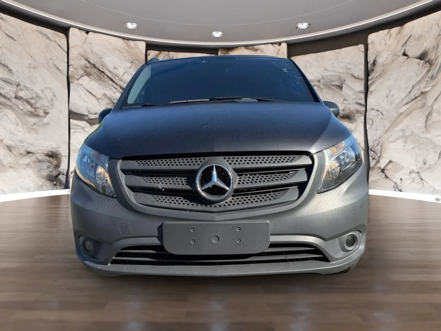 Used 2021 Mercedes-Benz Metris Passenger image 2