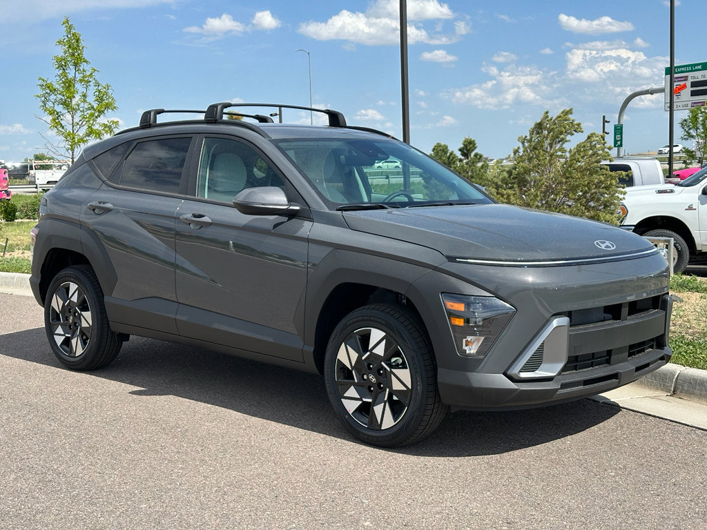 Used 2025 Hyundai Kona SEL image 3