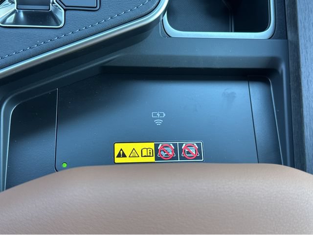 New 2026 Lexus GX 550 w/ Accessory Package (Z1) AWD/4WD image 31