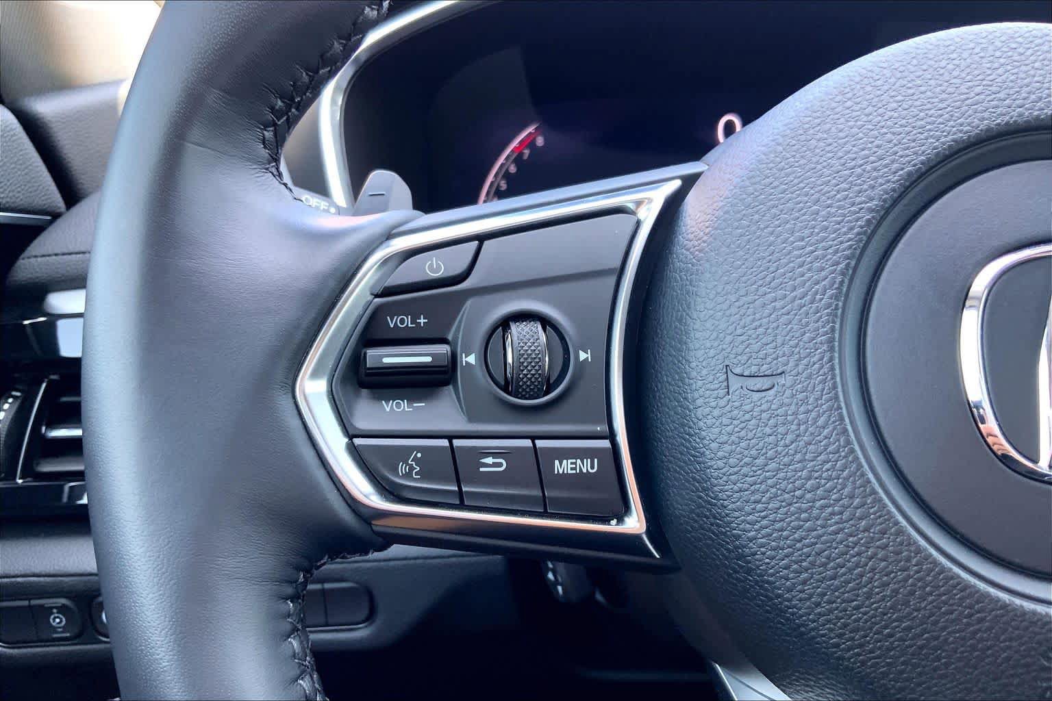 Used 2026 Acura MDX FWD image 24