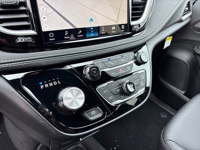 New 2027 Chrysler Pacifica Select FWD image 24