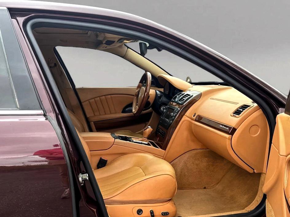 Used 2010 Maserati Quattroporte image 15