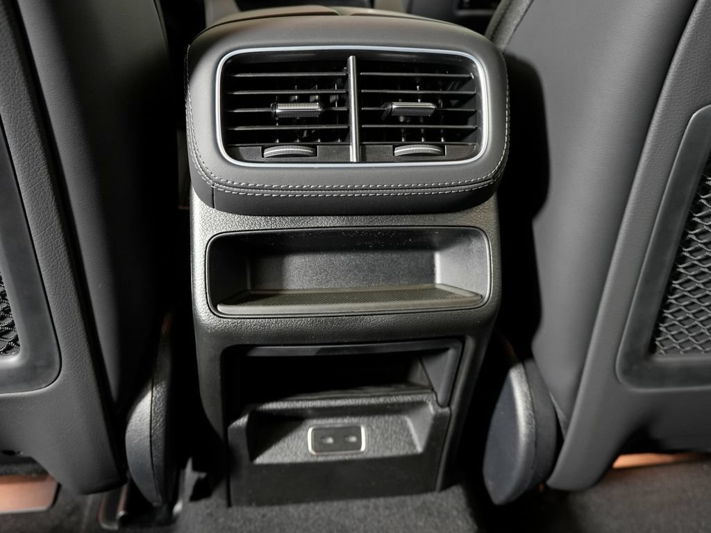 Certified 2026 Mercedes-Benz GLE 53 AMG 4MATIC image 31