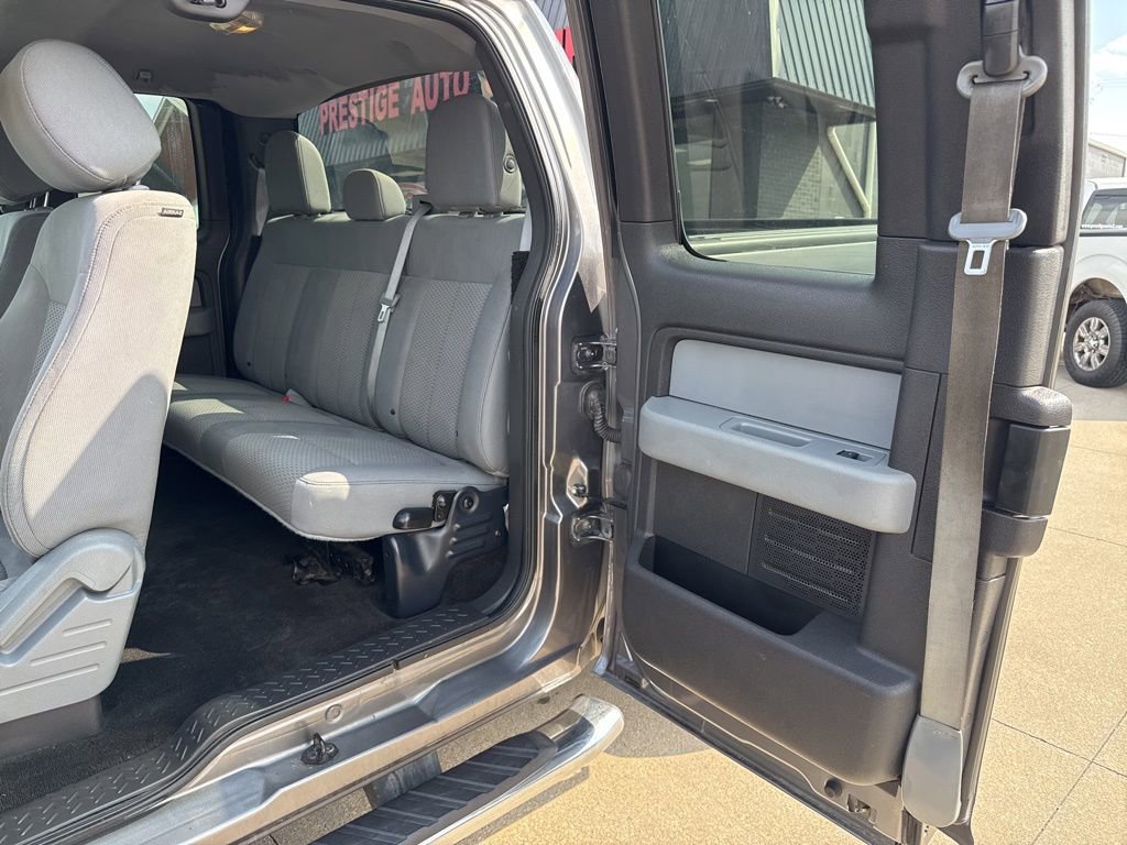 Used 2014 Ford F150 XLT w/ Equipment Group 302A Luxury image 38