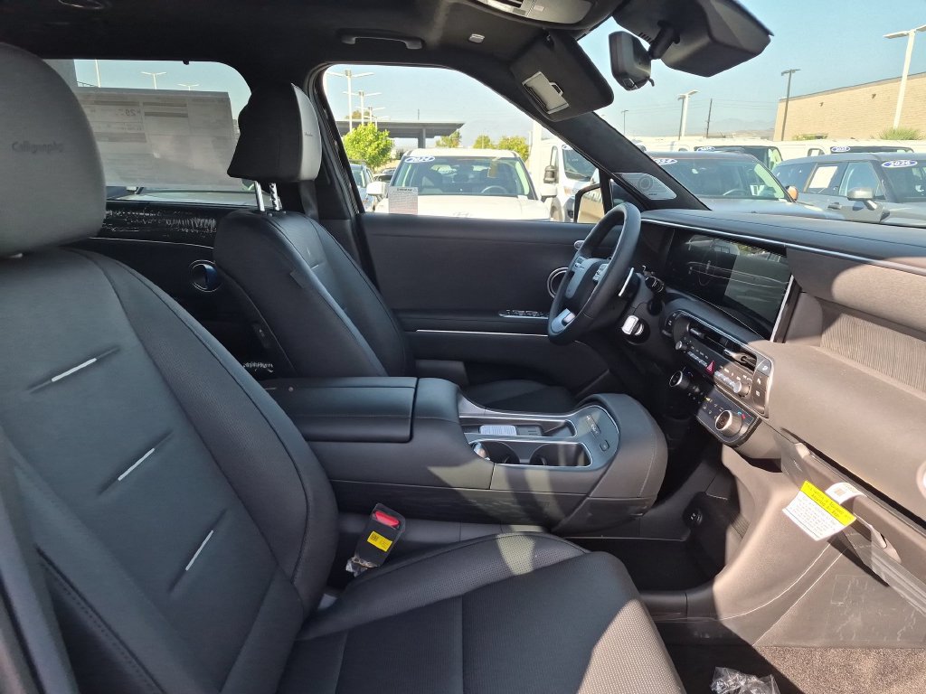 New 2026 Hyundai Palisade Calligraphy AWD/4WD image 32