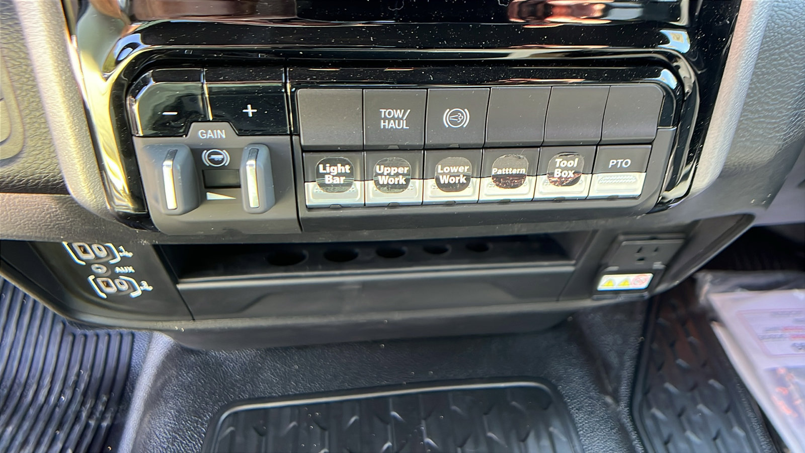 New 2025 RAM 5500 2WD Regular Cab image 42