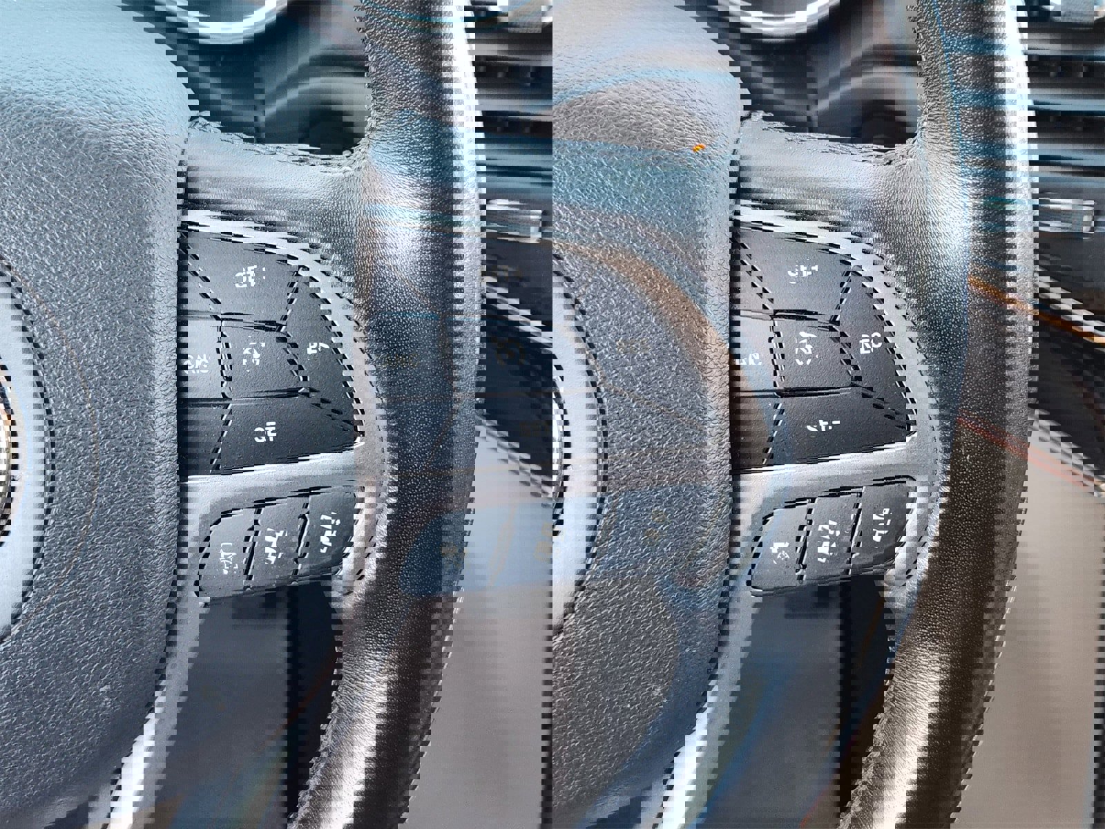 Used 2019 Jeep Grand Cherokee Limited image 29