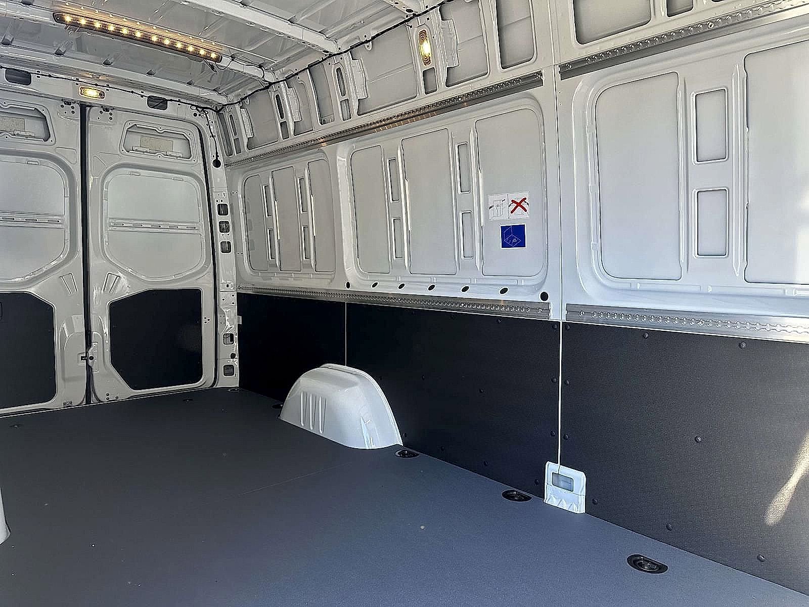New 2025 Mercedes-Benz Sprinter 2500 image 8