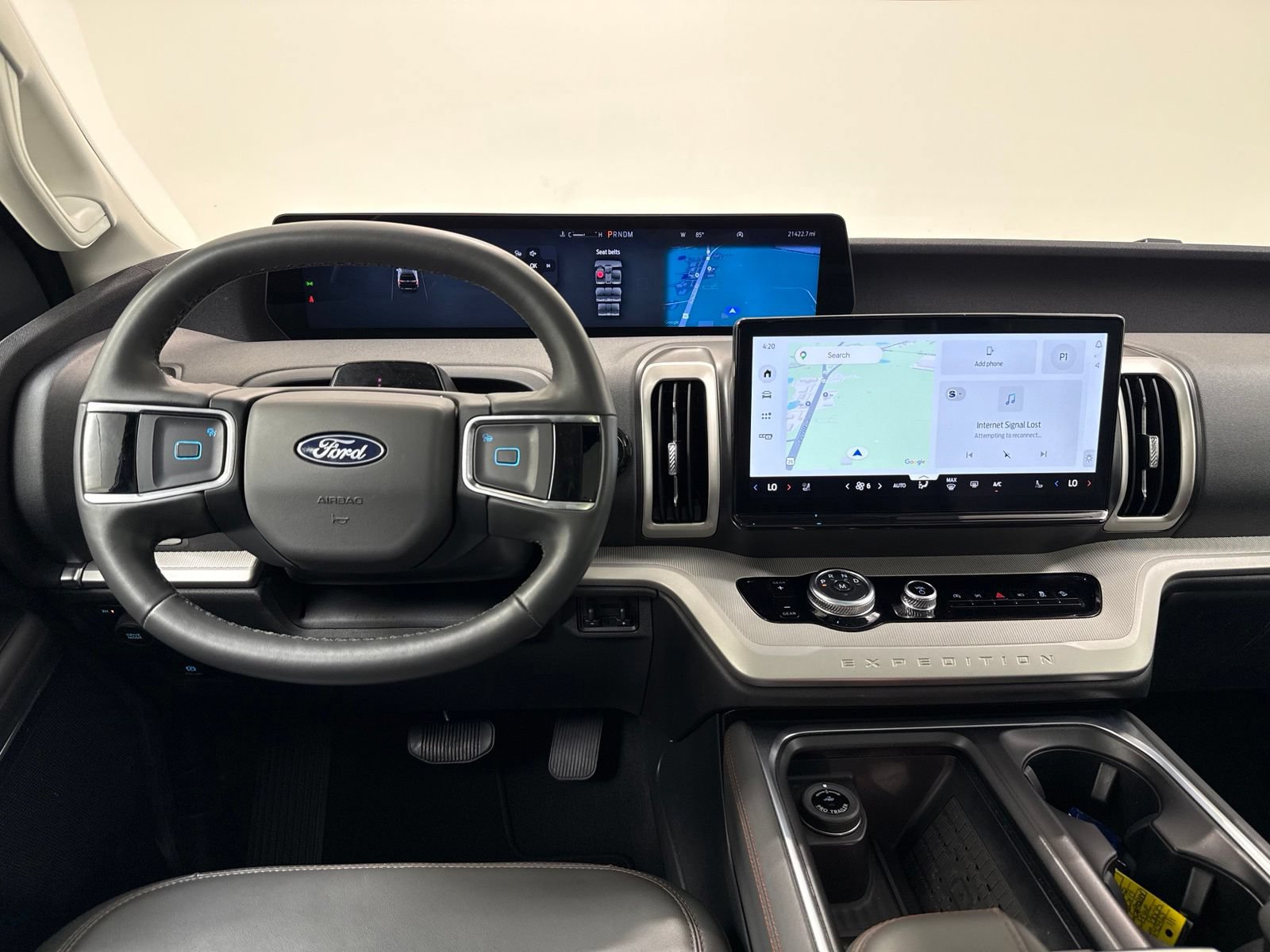 Used 2025 Ford Expedition Active AWD/4WD image 30