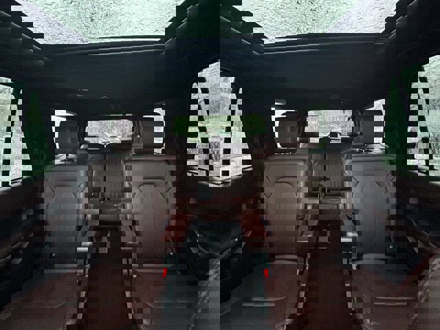 Used 2024 Ford Expedition Limited image 21