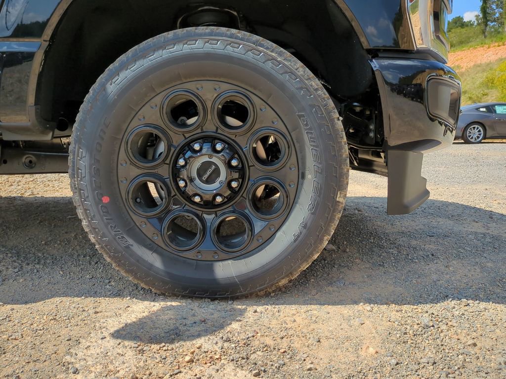 New 2026 Ford F250 Lariat w/ Black Appearance Package image 11
