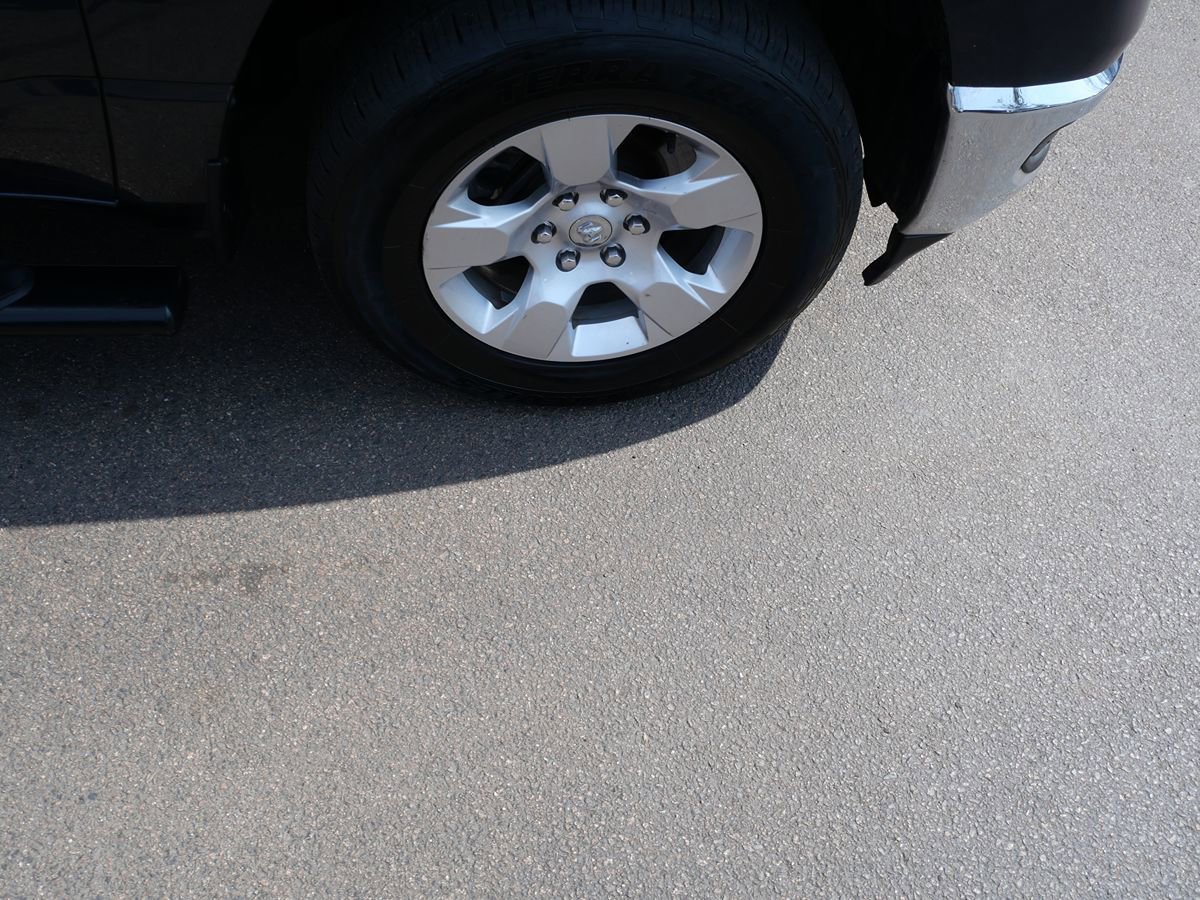 Used 2020 RAM 1500 Big Horn AWD/4WD image 32