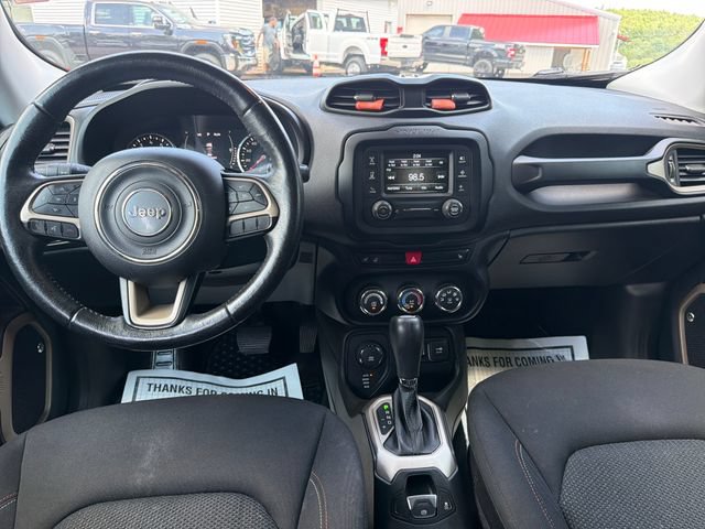 Used 2016 Jeep Renegade 75th Anniversary AWD/4WD image 15