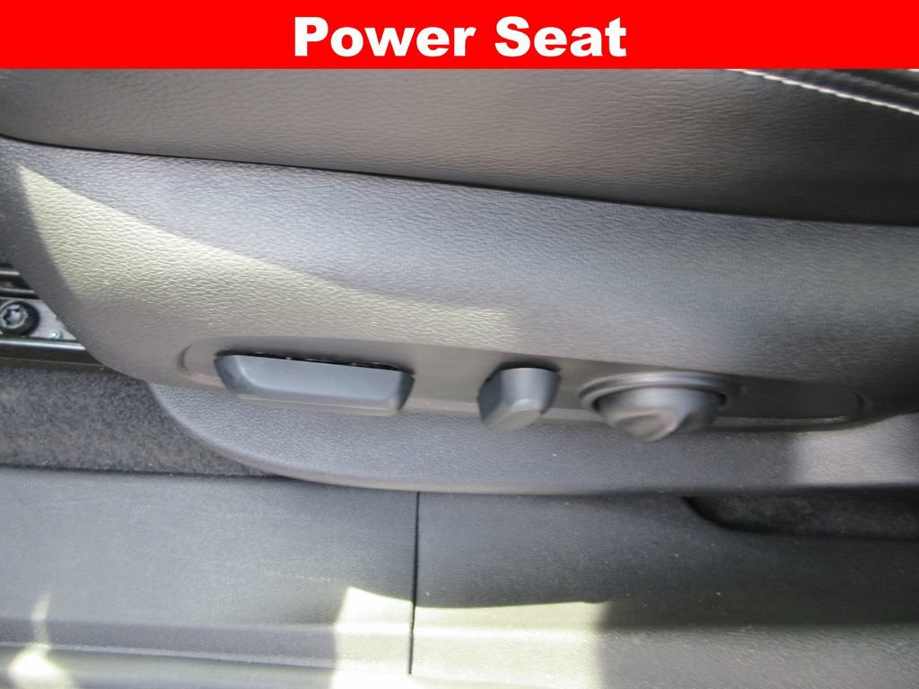 Certified 2024 GMC Terrain SLT w/ Infotainment Package II FWD image 26