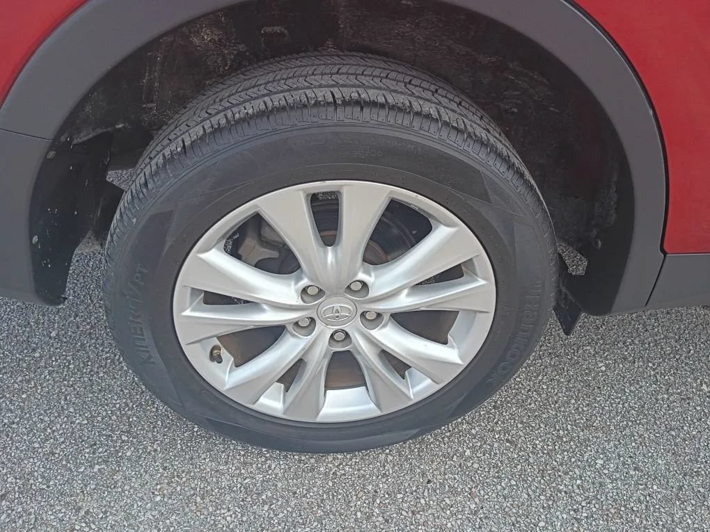 Used 2013 Toyota RAV4 Limited FWD image 20