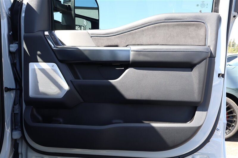 Used 2026 Ford F350 Platinum AWD/4WD image 33