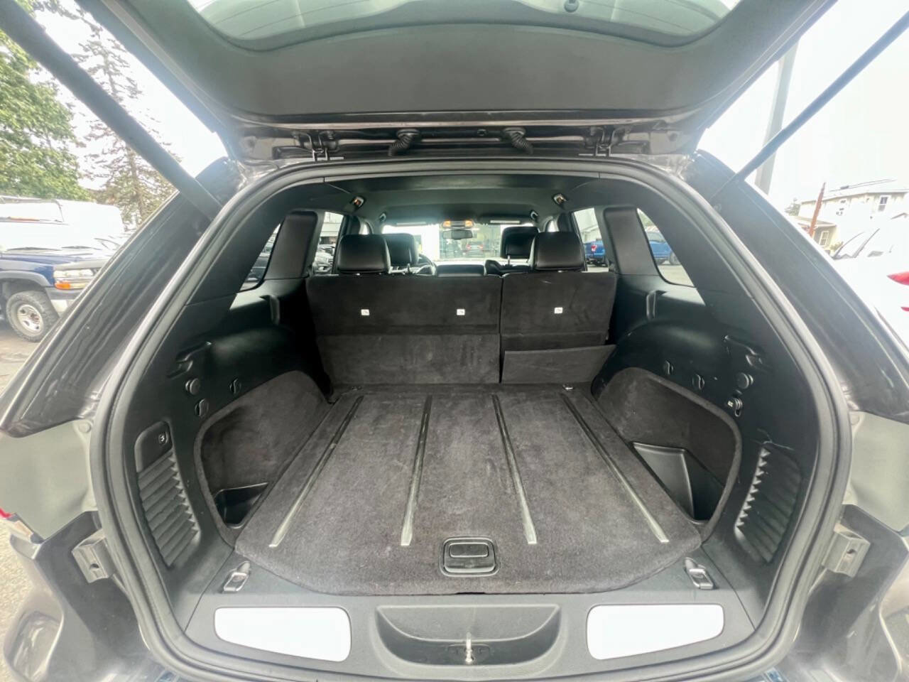 Used 2015 Jeep Grand Cherokee Limited image 12