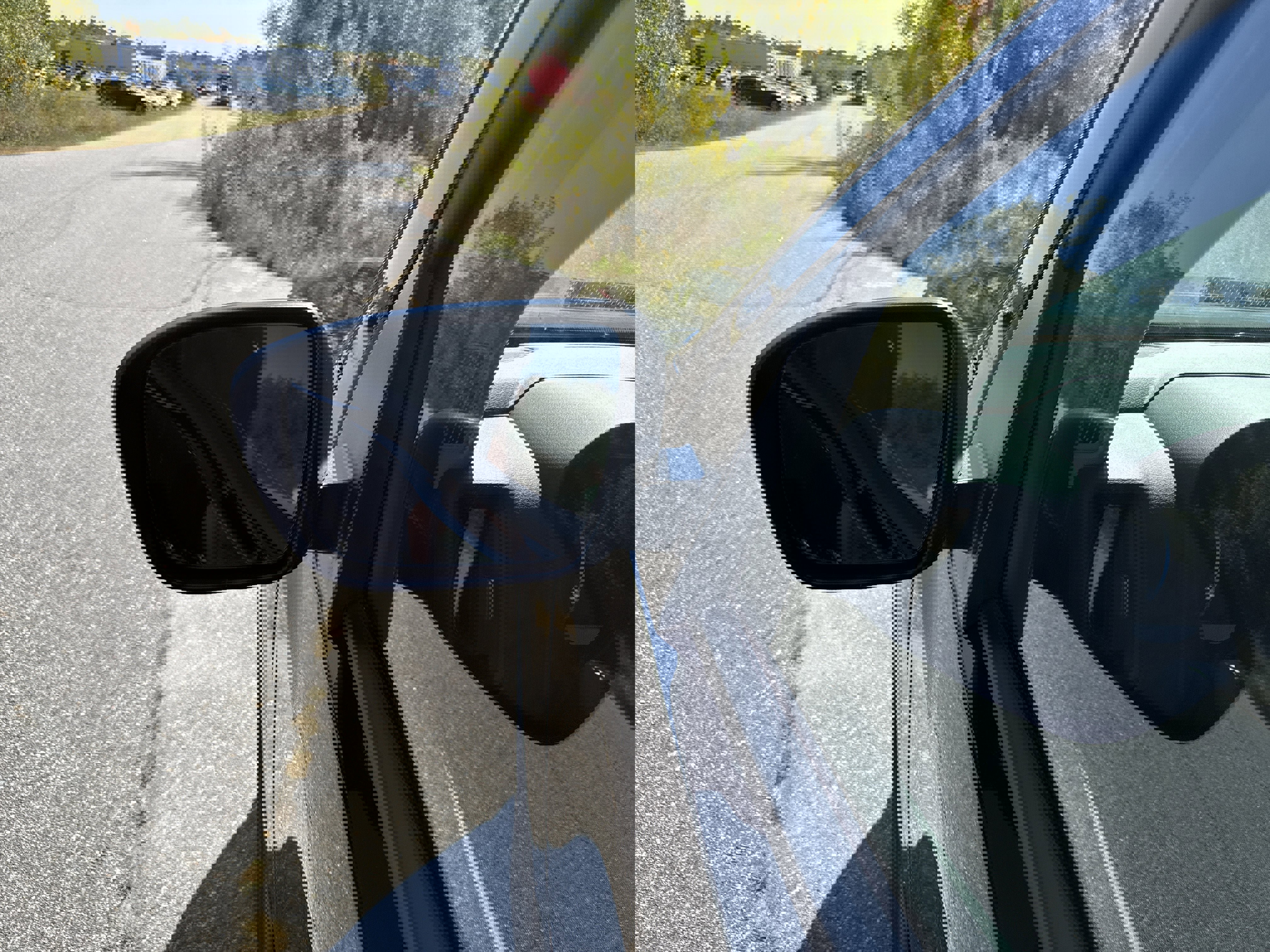 New 2026 Nissan Frontier S image 13