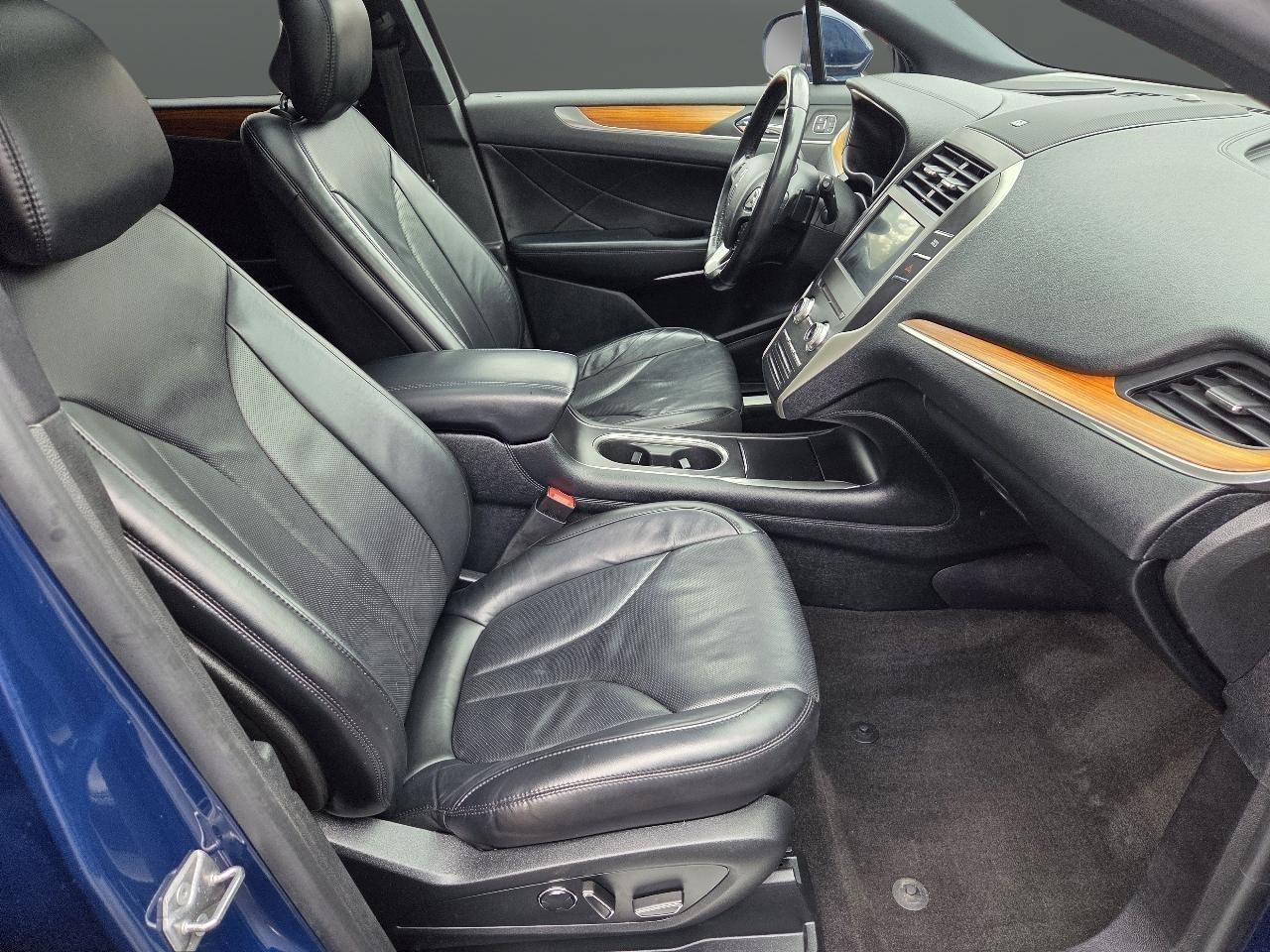 Used 2019 Lincoln MKC Reserve w/ MKC Climate Package image 16