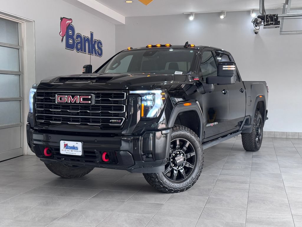 Certified 2025 GMC Sierra 2500 AT4 w/ AT4 Premium Plus Package AWD/4WD image 2