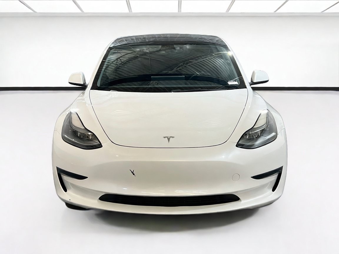 Used 2023 Tesla Model 3 Standard Range RWD image 2