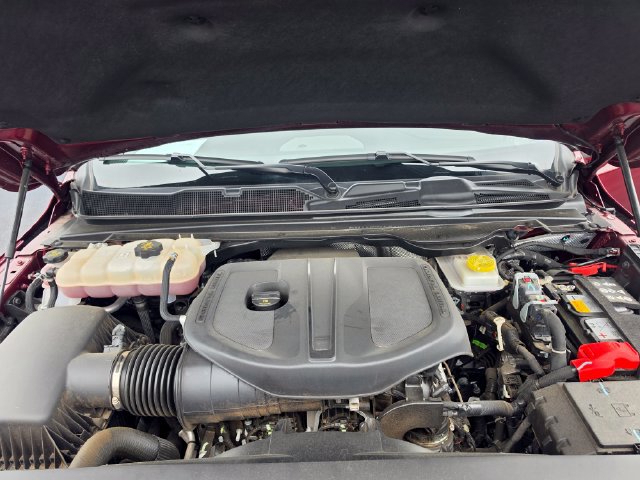 Used 2025 RAM 1500 Laramie AWD/4WD image 25