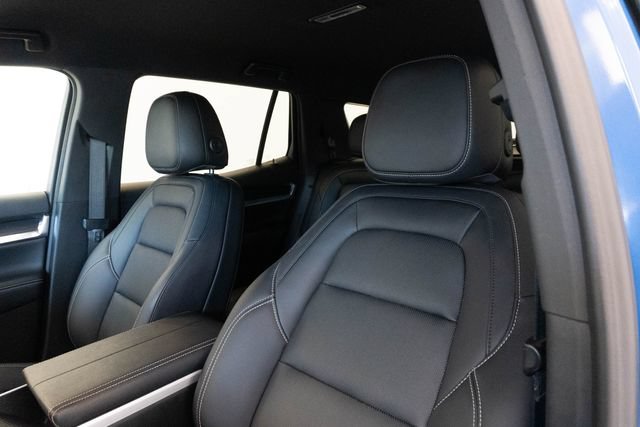 Used 2026 GMC Terrain Elevation w/ Elevation Premium Package AWD/4WD image 8