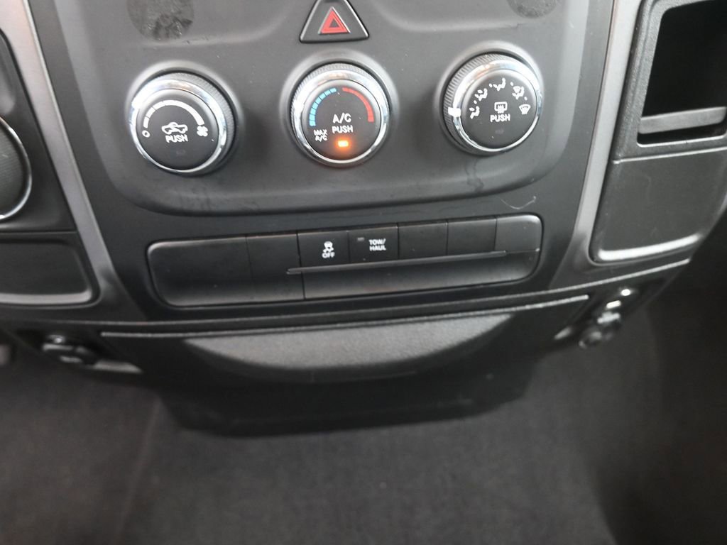 Used 2024 RAM 1500 Classic SLT image 29