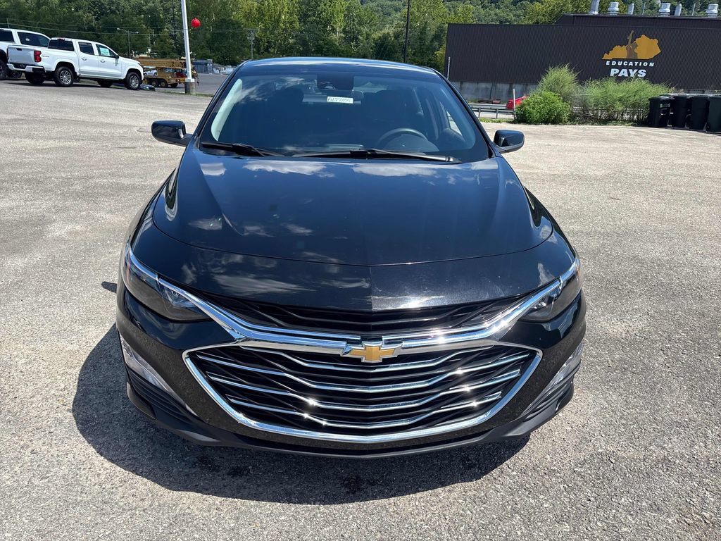Used 2025 Chevrolet Malibu LT FWD image 8