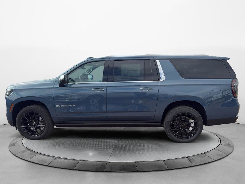 New 2026 Chevrolet Suburban Premier image 8
