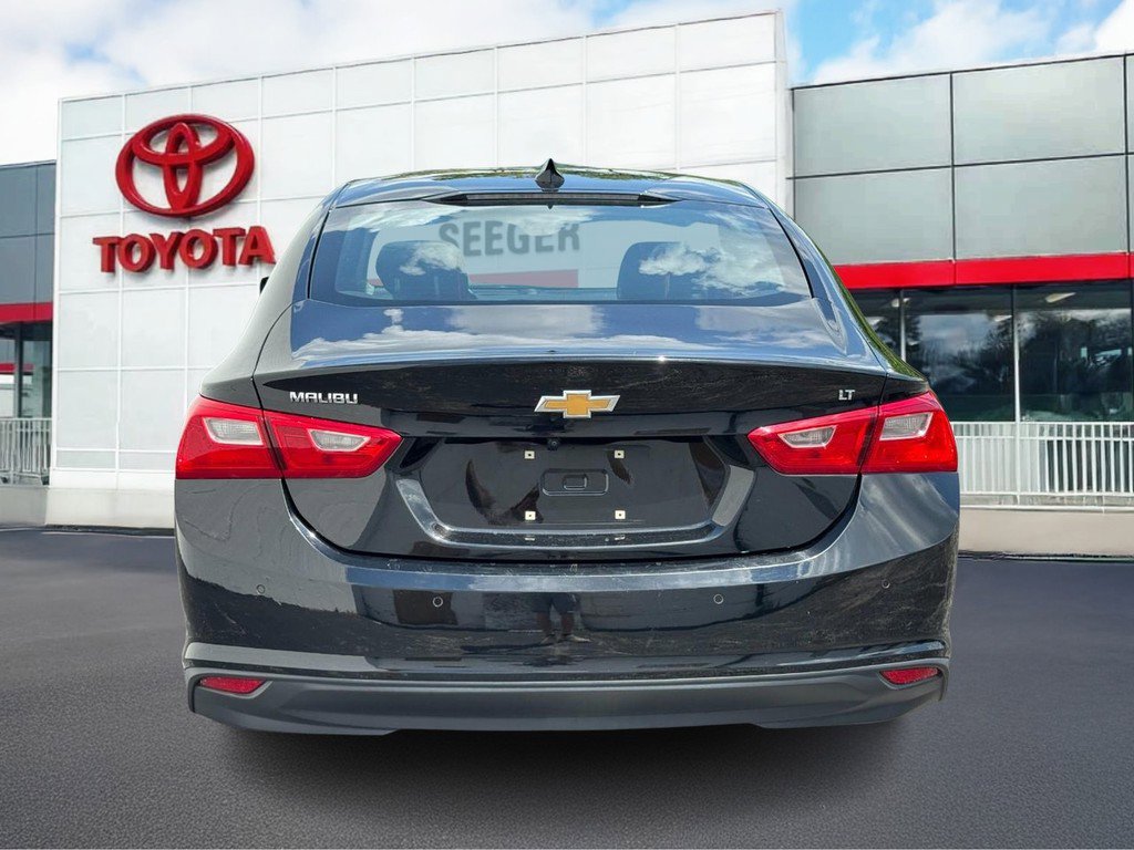 Used 2024 Chevrolet Malibu LT image 9