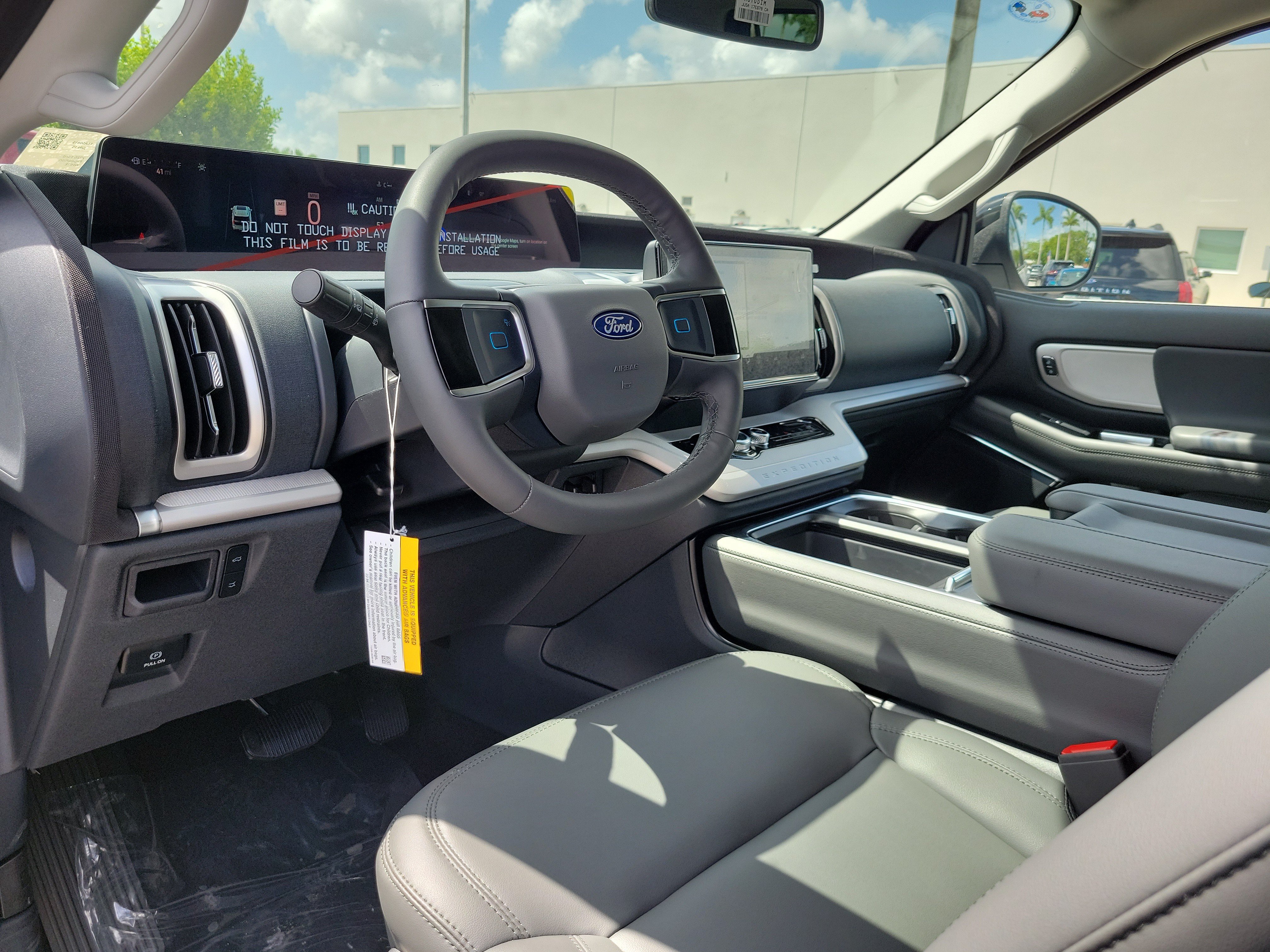 New 2026 Ford Expedition Active RWD image 9