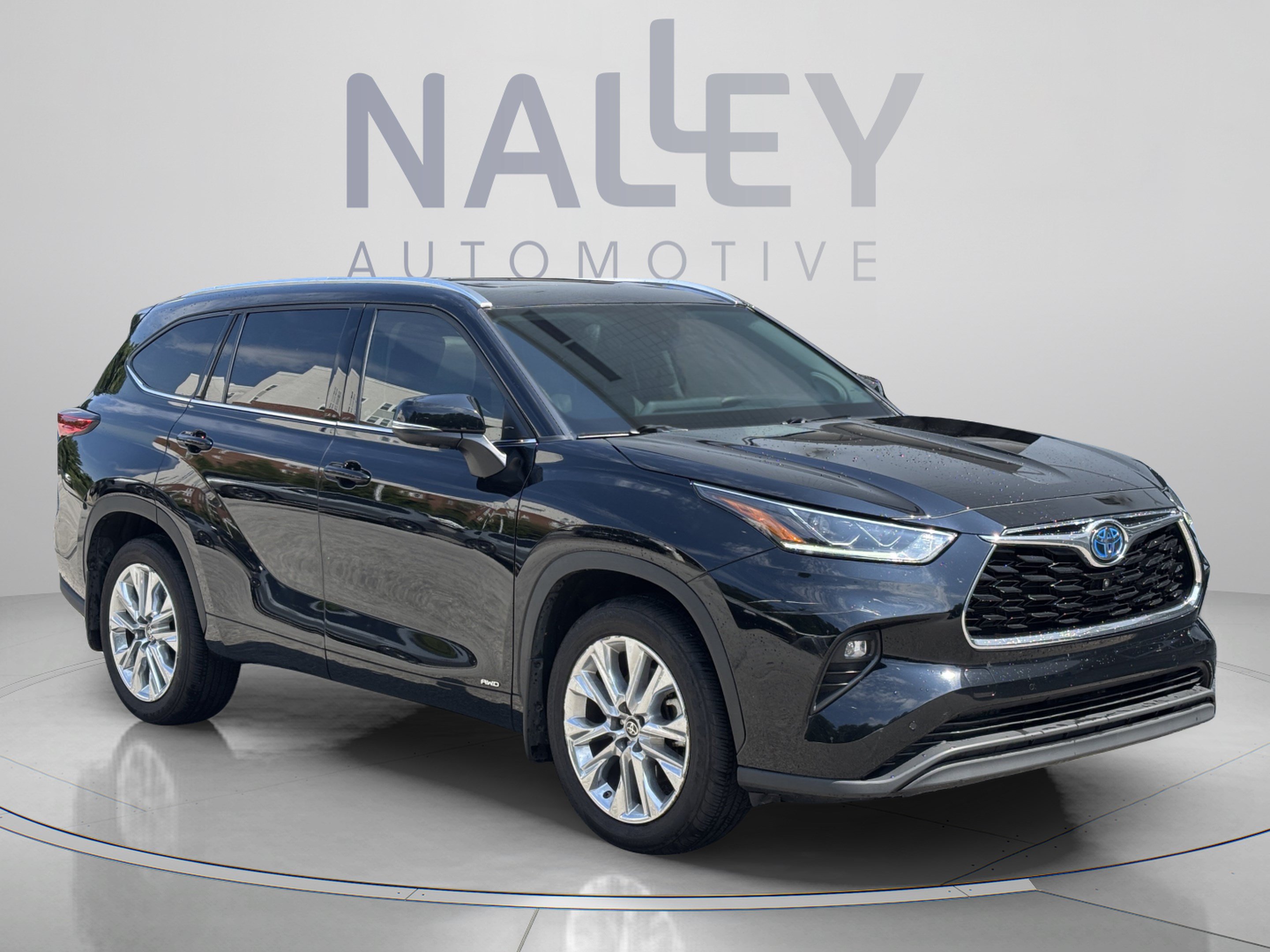 Used 2022 Toyota Highlander Limited AWD/4WD image 5