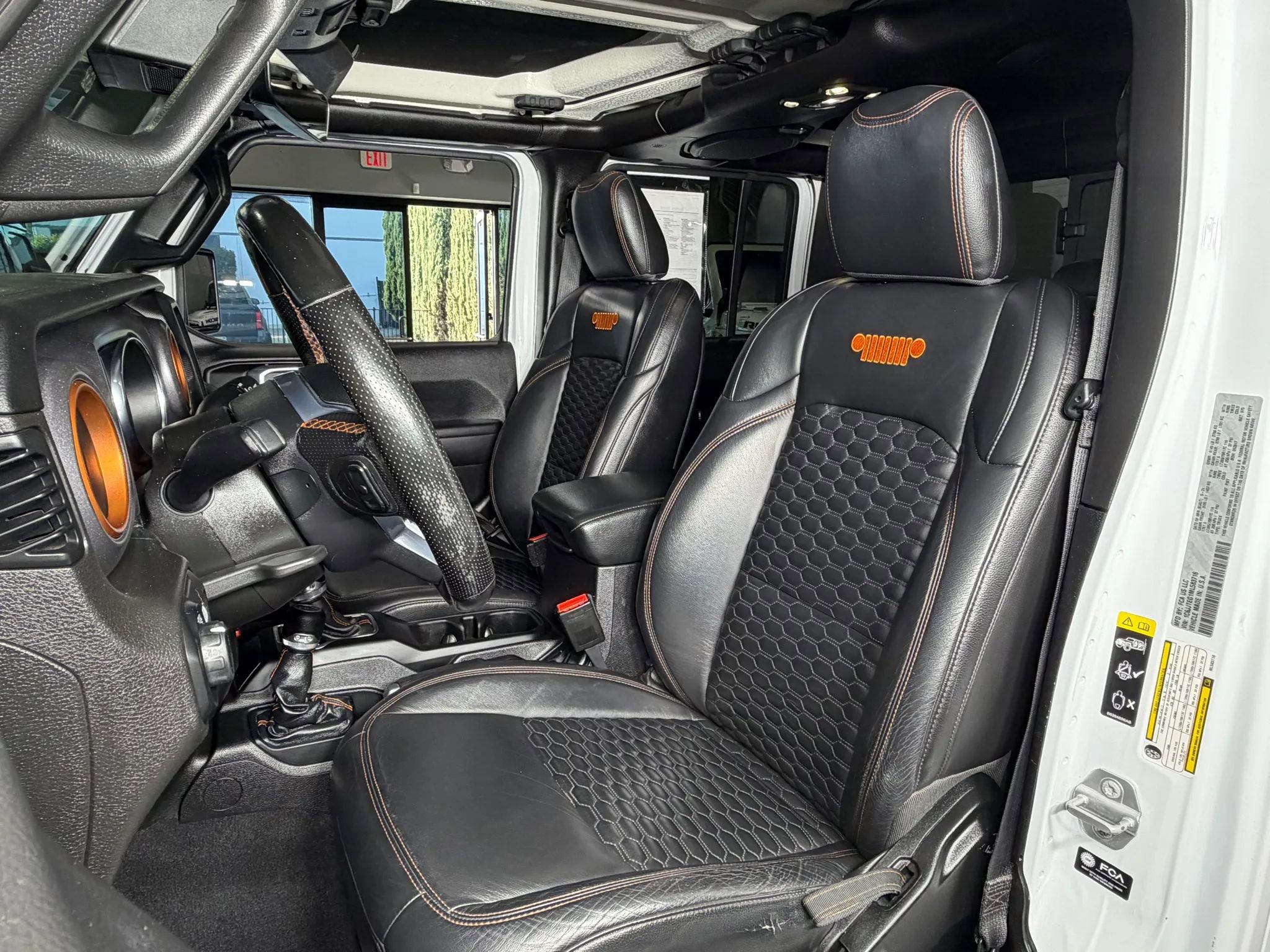 Used 2021 Jeep Gladiator Mojave AWD/4WD image 17