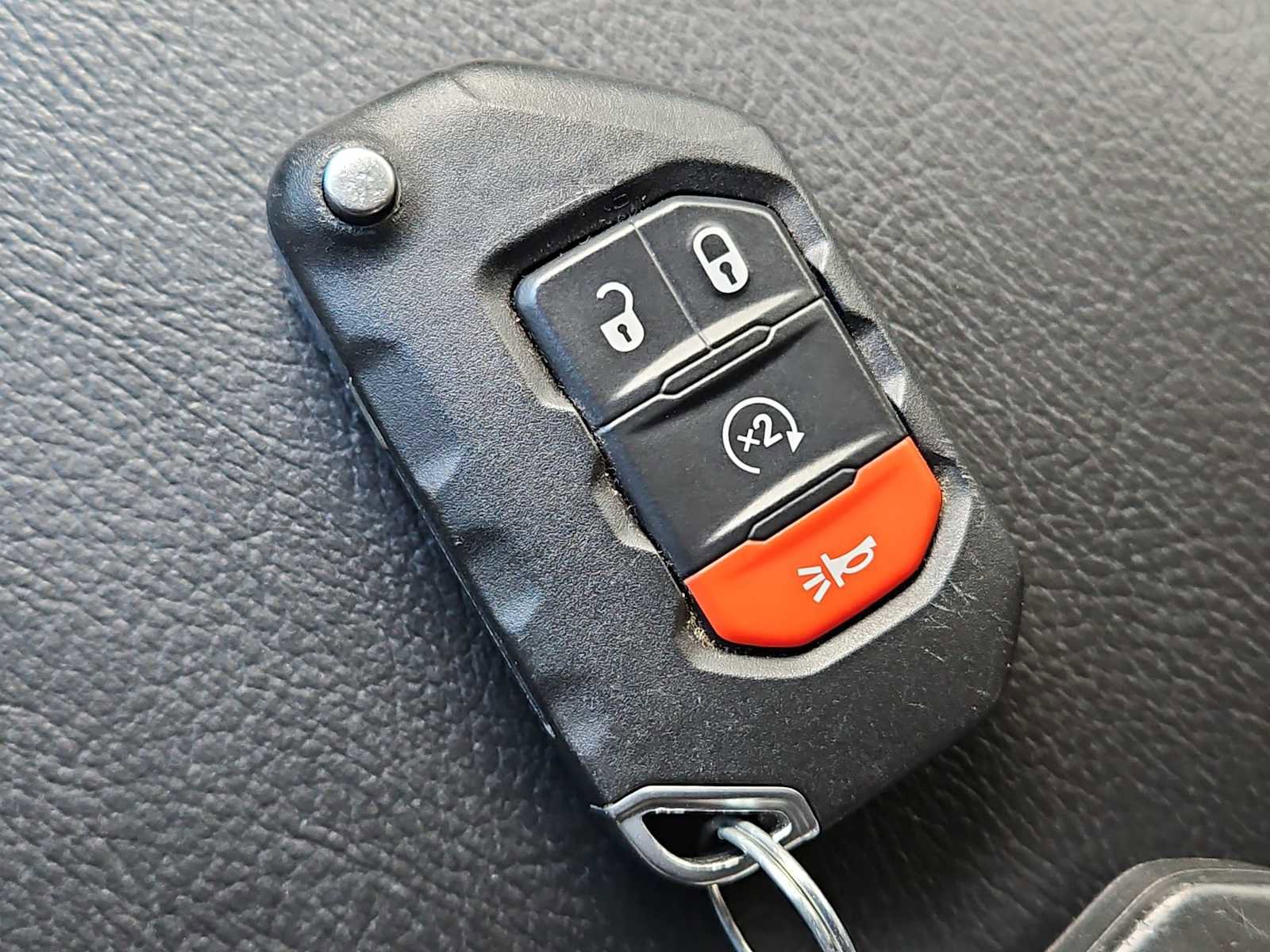 Used 2021 Jeep Wrangler Unlimited Sahara image 34