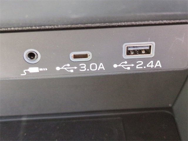 Used 2025 Subaru Forester Premium w/ Convenience Package #2 image 21