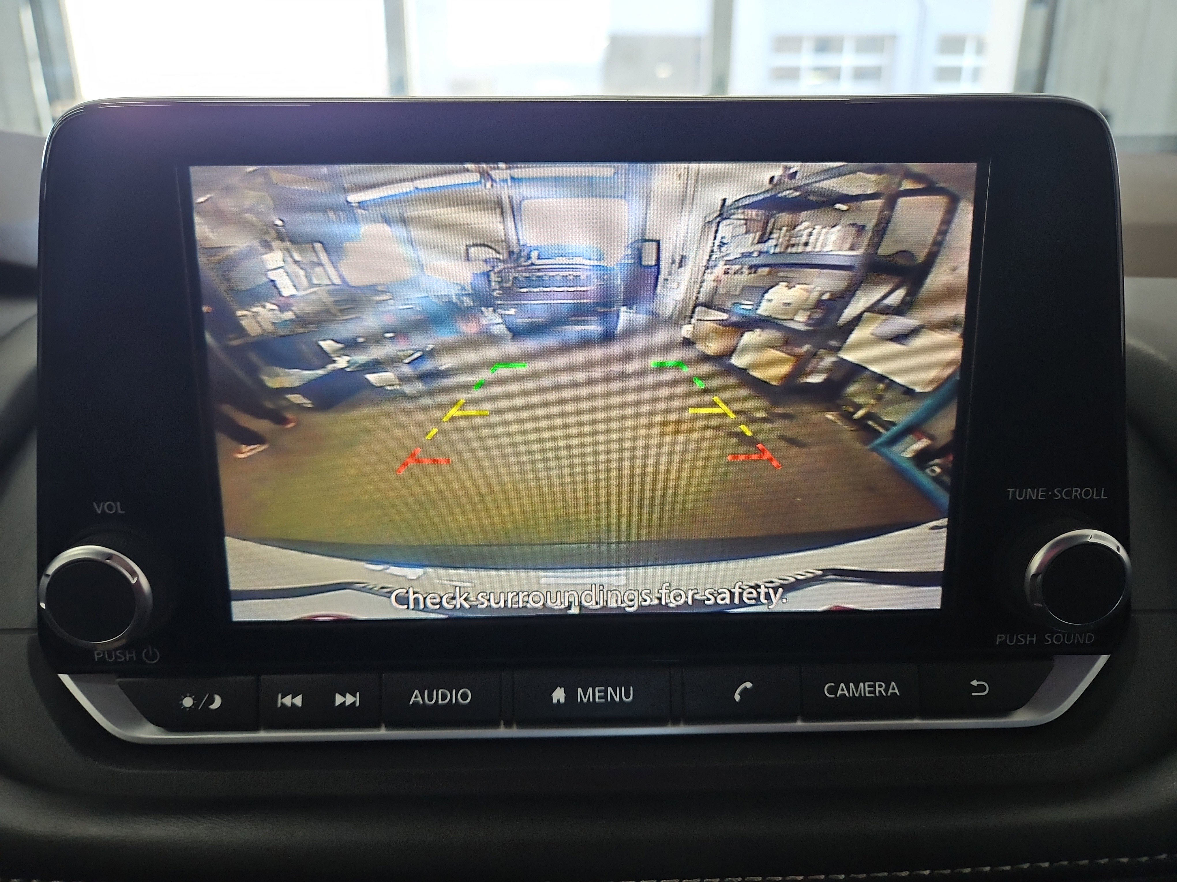 Used 2023 Nissan Rogue SV w/ SV Premium B Package image 18
