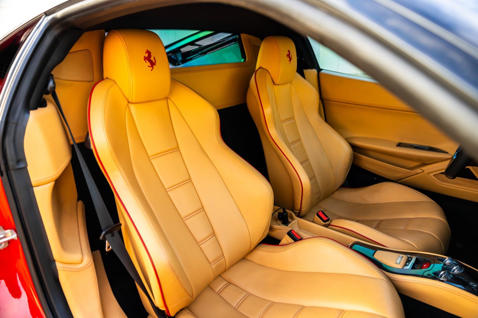 Used 2012 Ferrari 458 Italia Coupe RWD image 20