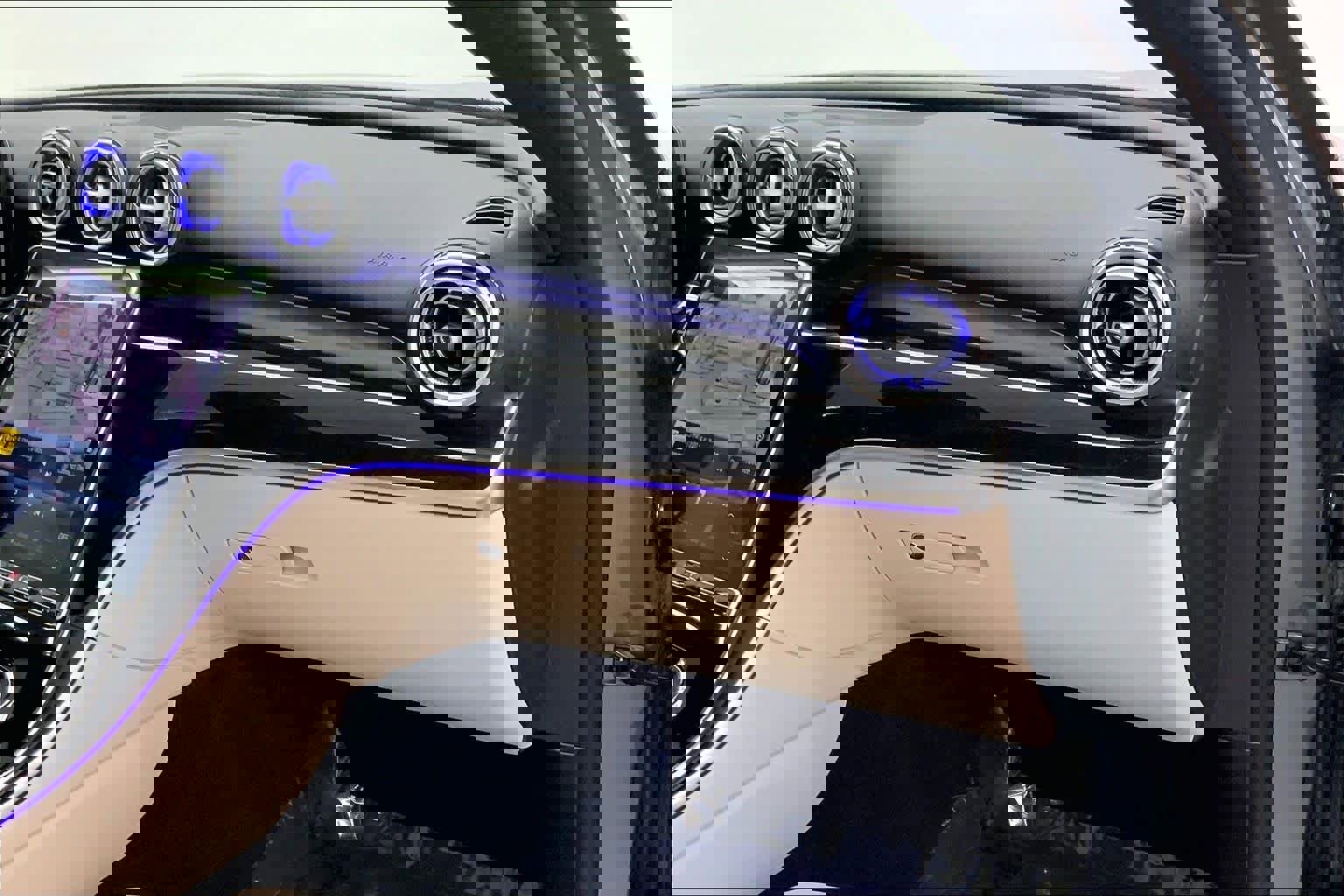 Certified 2023 Mercedes-Benz C 300 Sedan image 27