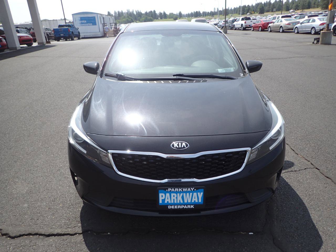 Used 2017 Kia Forte LX FWD image 8