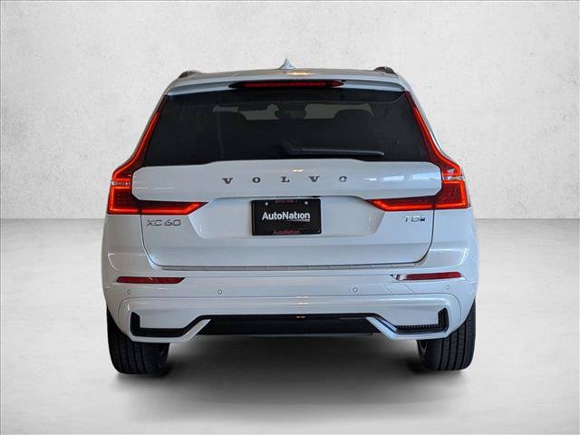 New 2026 Volvo XC60 T8 Plus w/ Climate Package PRO AWD/4WD image 7