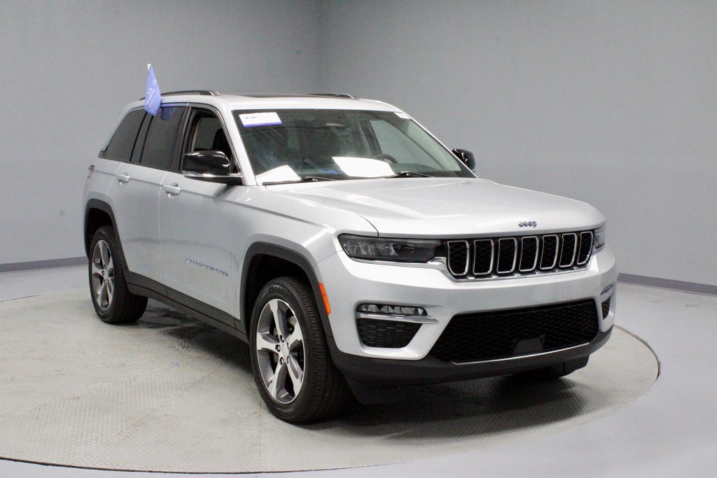 Used 2023 Jeep Grand Cherokee 4WD 4xe
