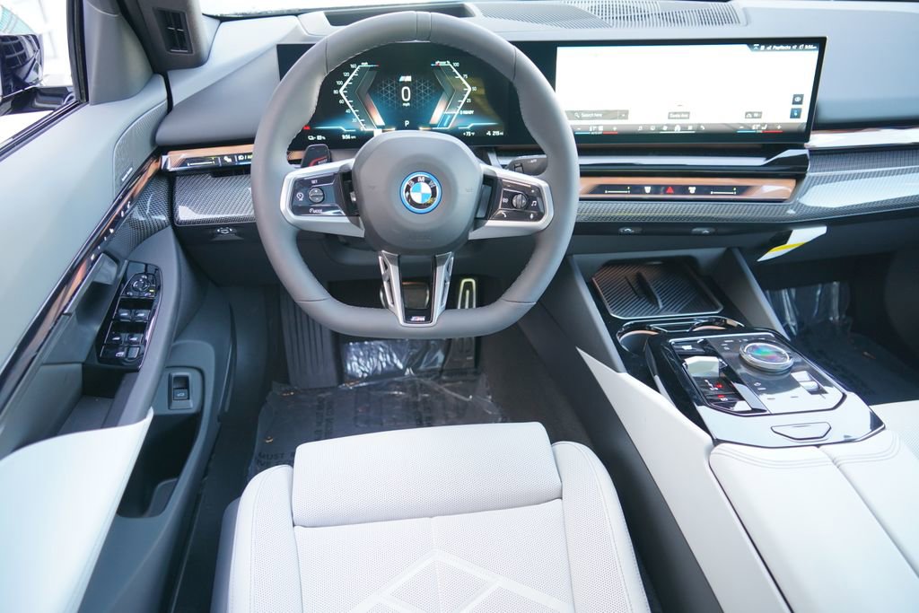 New 2026 BMW i5 eDrive40 w/ M Sport Package RWD image 15